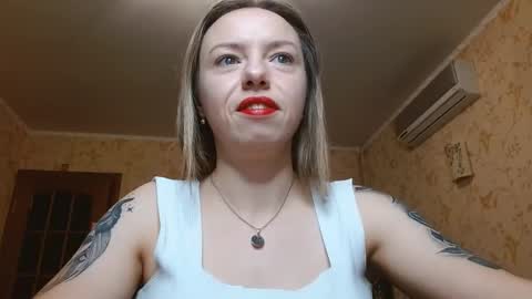 VanillaMuffin online show from November 8, 1:36 pm