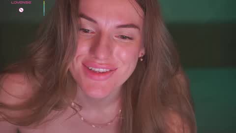 Sophie online show from November 20, 9:45 pm