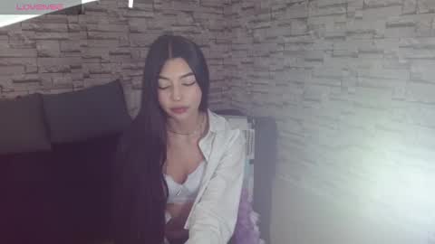 Snapshot of vanse_lust chatting on October 18, 8:13 pm Karuna online show from October 18, 8:13 pm