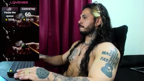 vanvelckan_ online show from September 23, 6:40 am