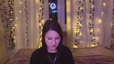 varymalk online show from December 17, 5:08 pm