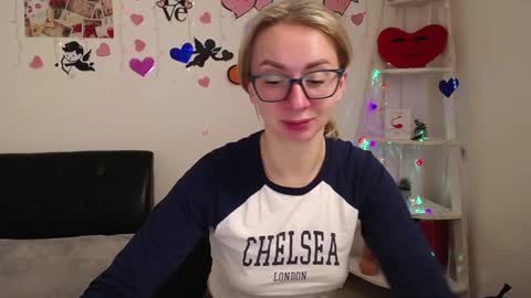 Snapshot of vasilisasii chatting on February 4, 12:11 pm Vasilisa online show from February 4, 12:11 pm