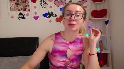 Snapshot of vasilisasii chatting on February 15, 9:16 am Vasilisa online show from February 15, 9:16 am