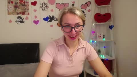 Snapshot of vasilisasii chatting on February 19, 6:22 am Vasilisa online show from February 19, 6:22 am