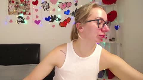 Snapshot of vasilisasii chatting on March 10, 6:05 am Vasilisa online show from March 10, 6:05 am