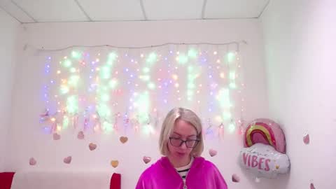 Snapshot of vasilisasii chatting on September 22, 5:11 am Vasilisa online show from September 22, 5:11 am