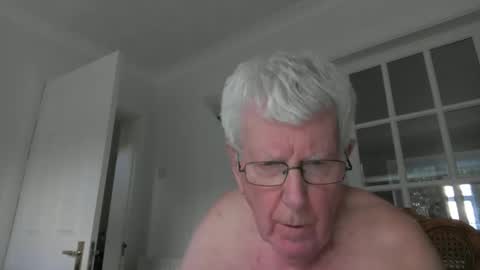 vassus online show from May 1, 6:24 pm