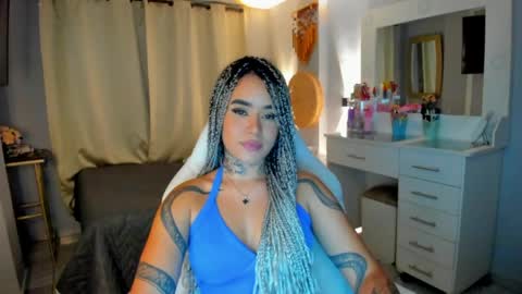 Vayolett Bass online show from May 1, 6:40 am