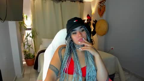 Vayolett Bass online show from May 11, 2:45 pm