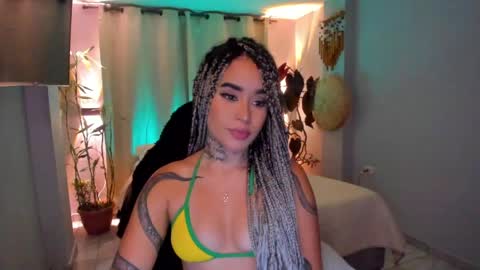 Vayolett Bass online show from June 1, 7:42 am