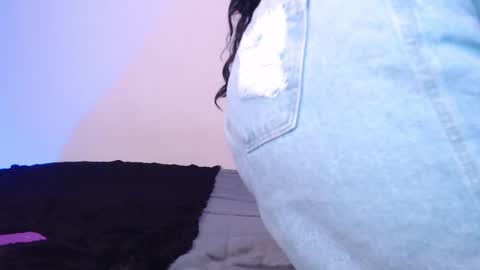 Vayolett Bass online show from January 31, 8:43 pm