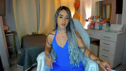 Vayolett Bass online show from April 29, 6:51 am