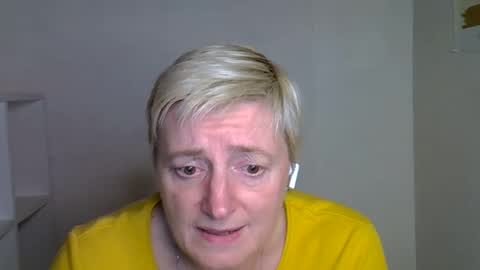 vea_motty online show from November 9, 8:00 pm