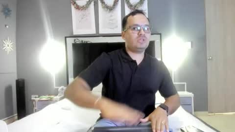 veci_and online show from January 6, 4:22 pm