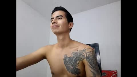 velk_hot1 online show from February 10, 11:02 pm
