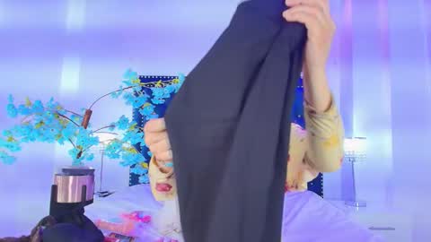 velora_nigth online show from March 3, 11:39 am