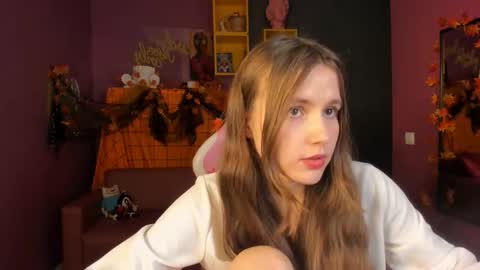 velvet_cherry online show from October 15, 3:57 pm