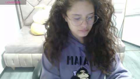 velvet_moon_v online show from January 8, 1:06 pm