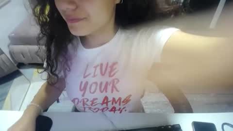 velvet_moon_v online show from October 18, 1:48 pm