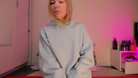 Hey there Im Anna online show from February 14, 3:26 pm