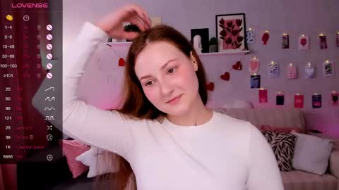 Mia online show from April 24, 9:00 am