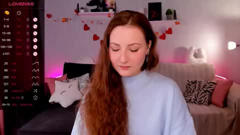 Mia online show from November 15, 9:00 am