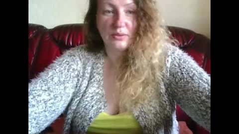 velvetdiamond online show from June 9, 2:50 pm