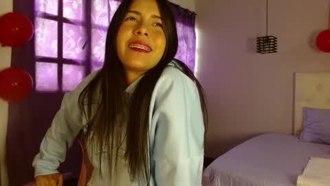 Velvet online show from February 17, 7:24 pm