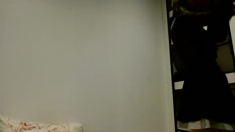 VenesuelaXq online show from December 16, 2:23 pm