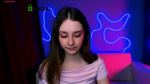 venezia_barton online show from March 24, 8:15 pm