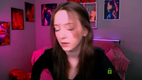 venezia_barton online show from March 11, 10:40 am