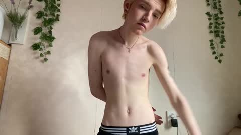 Snapshot of venti_gallagher chatting on March 5, 1:06 pm Dorian online show from March 5, 1:06 pm