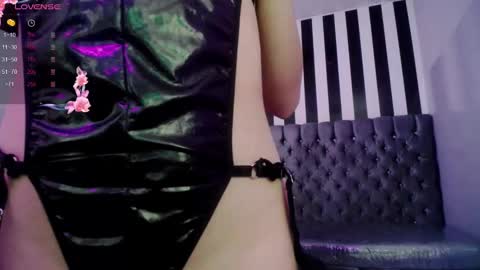 Venus online show from February 6, 1:38 am