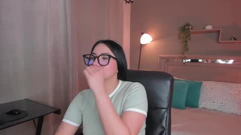 venus_reid online show from February 11, 9:31 am