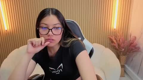 Venus  online show from January 13, 7:43 pm