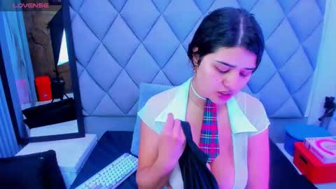 Venusowen  online show from November 20, 11:42 am