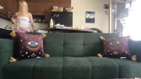 venustheflytrap online show from March 19, 7:52 pm