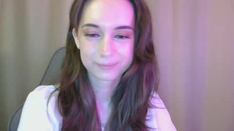 Snapshot of veralush chatting on October 23, 1:34 pm Una online show from October 23, 1:34 pm