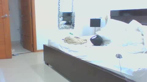 Snapshot of vergagolosa22 chatting on October 13, 8:38 am vergagolosa22 online show from October 13, 8:38 am