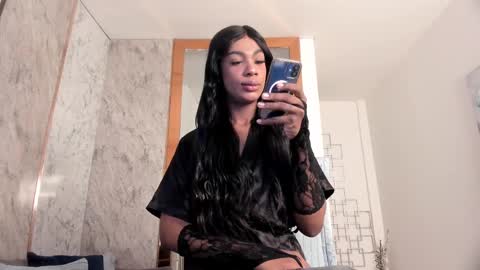 veronica online show from March 11, 12:39 pm