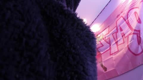     online show from November 27, 11:12 pm