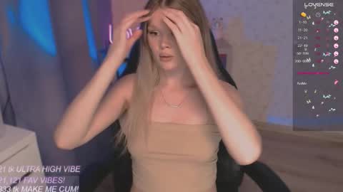 Tiffany online show from October 5, 11:45 pm