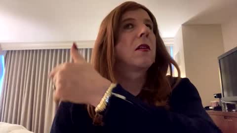 Veronica online show from October 8, 9:21 pm