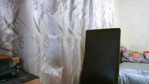 veronika_xi online show from September 23, 7:24 am