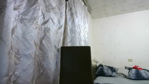 veronika_xi online show from October 22, 7:33 am