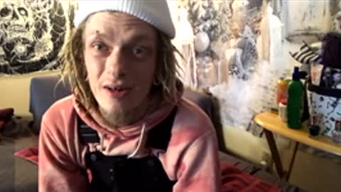 versaceballsack online show from January 5, 5:27 pm