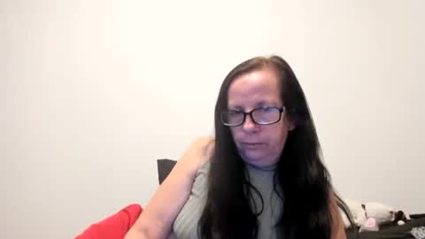 verysassypeachgoddess online show from January 6, 3:32 am