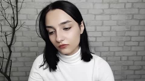 Ana online show from February 18, 6:04 pm