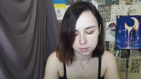 veryveryvery_shy online show from March 12, 6:29 am