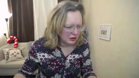 vestawoody online show from December 5, 9:19 am